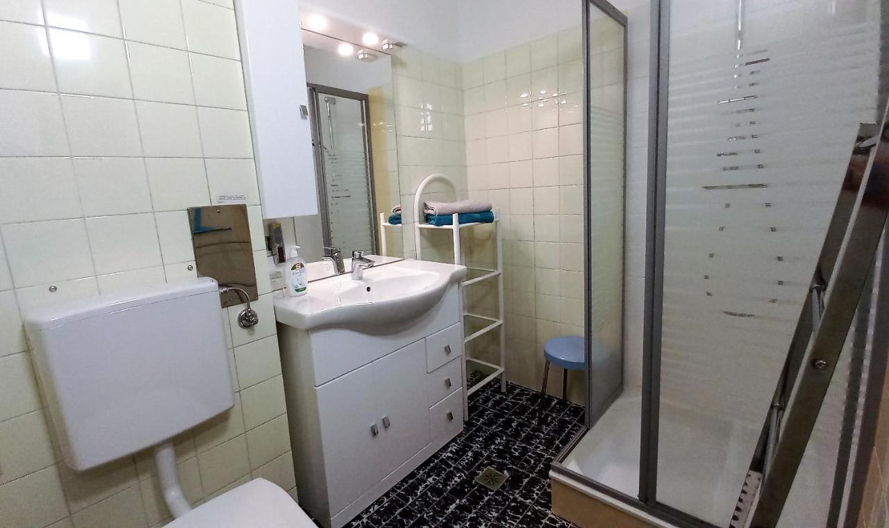 Maren Seeblick Appartement Haus Haensel&Gretel Direkt Am Ossiacher See Mit Hallenbad Stiegl Εξωτερικό φωτογραφία